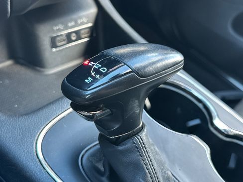 Used 2019 Dodge Durango GT AWD/4WD image 31