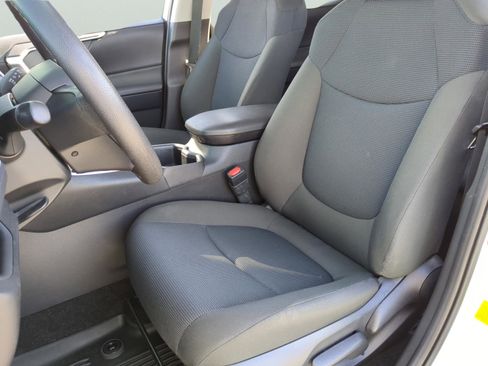 Used 2024 Toyota RAV4 LE image 13