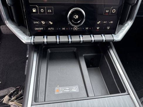 New 2026 GMC Acadia Elevation image 21