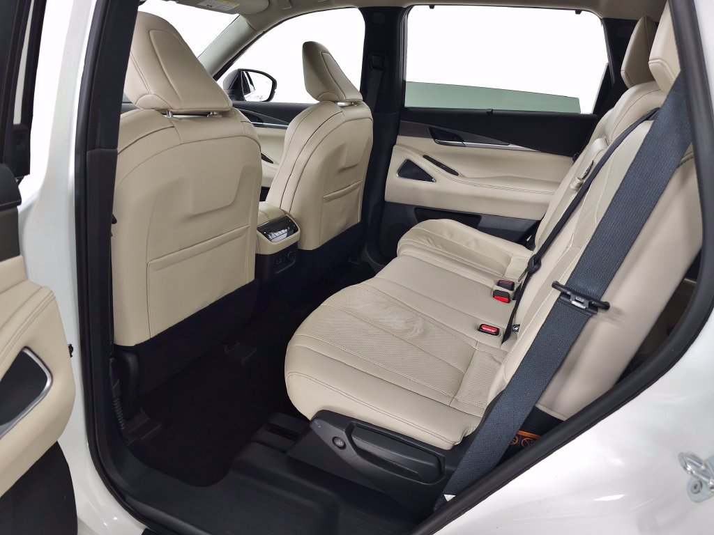 Used 2022 INFINITI QX60 Luxe w/ Performance Audio Package AWD/4WD image 30