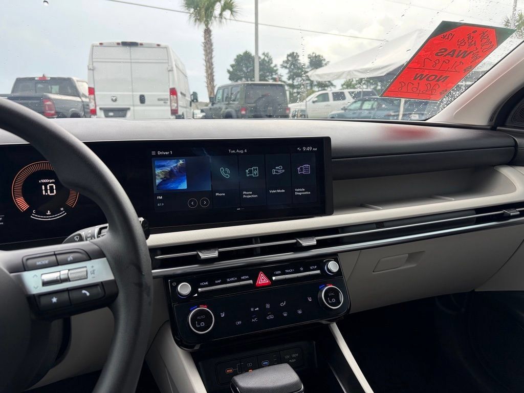 Used 2025 Hyundai Tucson SEL FWD image 21