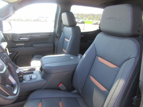 New 2026 GMC Sierra 1500 AT4 w/ AT4 Premium Package AWD/4WD image 13