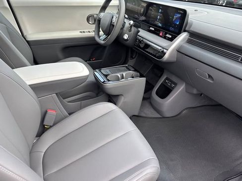 New 2026 Hyundai Ioniq 5 SEL image 16