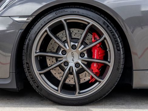 Certified 2016 Porsche Cayman GT4 RWD image 18