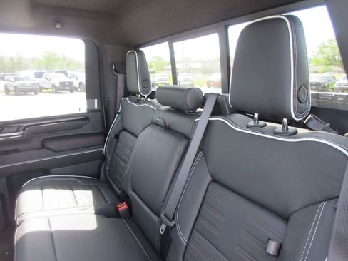 New 2026 GMC Sierra 2500 AT4X AWD/4WD image 14