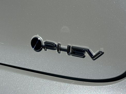 New 2026 Toyota Prius Plug-In Hybrid FWD image 13