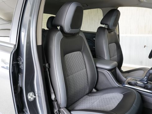 Used 2016 Chevrolet Colorado Z71 image 28