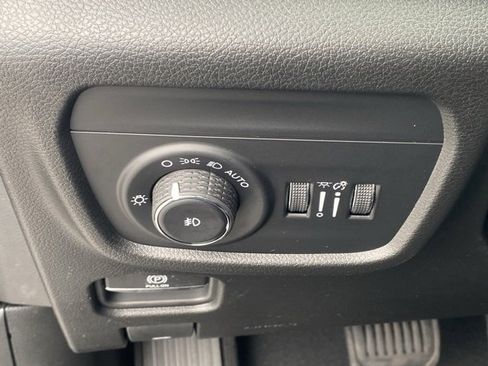 New 2025 Jeep Grand Cherokee Limited image 28