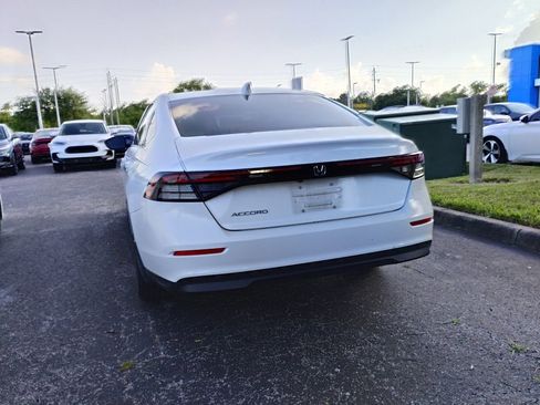 Used 2023 Honda Accord EX image 5