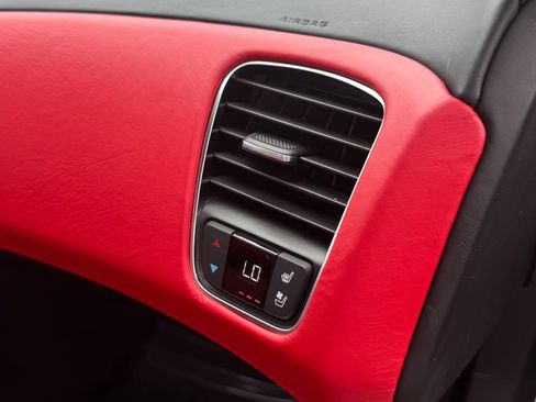 Used 2016 Chevrolet Corvette Z06 w/ 3LZ Preferred Equipment Group image 37