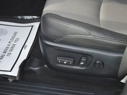 Used 2019 Toyota 4Runner SR5 Premium image 23