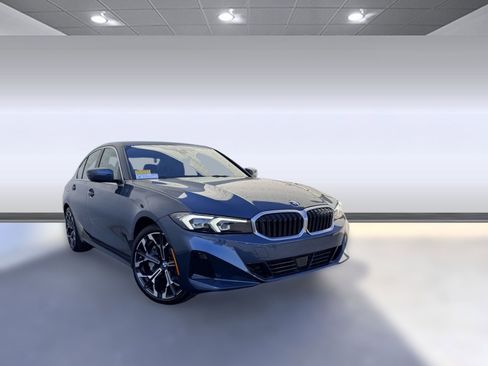 Used 2025 BMW 330i 330i w/ Convenience Package image 7
