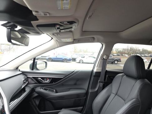 Used 2023 Subaru Outback Limited AWD/4WD image 11