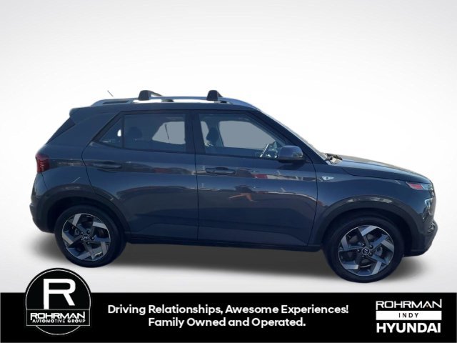 Used 2025 Hyundai Venue SEL FWD image 10