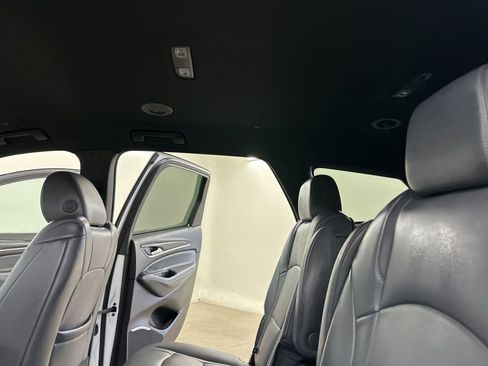 Certified 2024 Buick Enclave Premium image 31