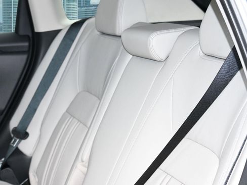 New 2026 Honda HR-V EX-L image 13