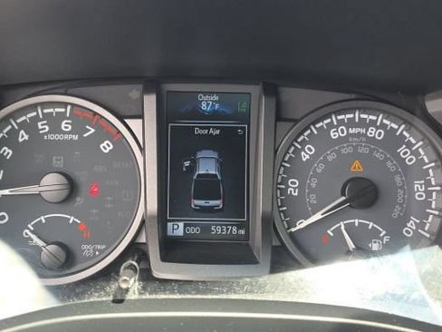 Used 2022 Toyota Tacoma TRD Pro AWD/4WD image 4
