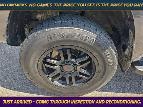 Used 2023 Toyota 4Runner SR5 Premium AWD/4WD image 12