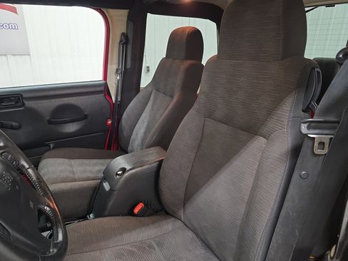 Used 2003 Jeep Wrangler X image 22
