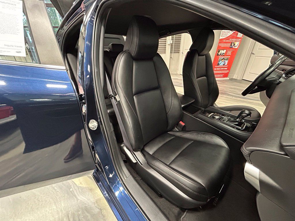 Used 2024 MAZDA MAZDA3 s FWD image 4