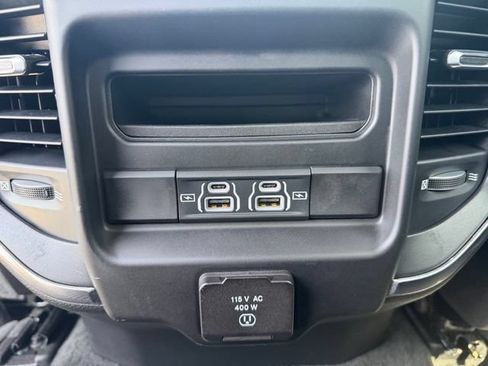 Used 2023 RAM 1500 Laramie AWD/4WD image 23