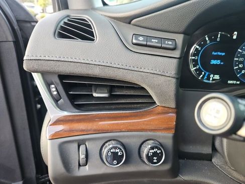 Used 2019 Cadillac Escalade ESV Luxury image 20