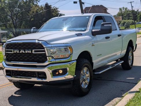 Used 2024 RAM 2500 Big Horn w/ Off Road Package AWD/4WD image 10
