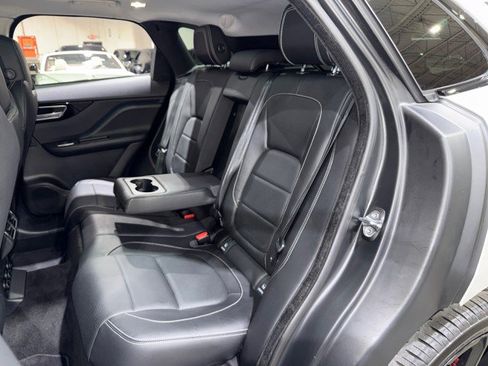 Used 2017 Jaguar F-PACE S image 59