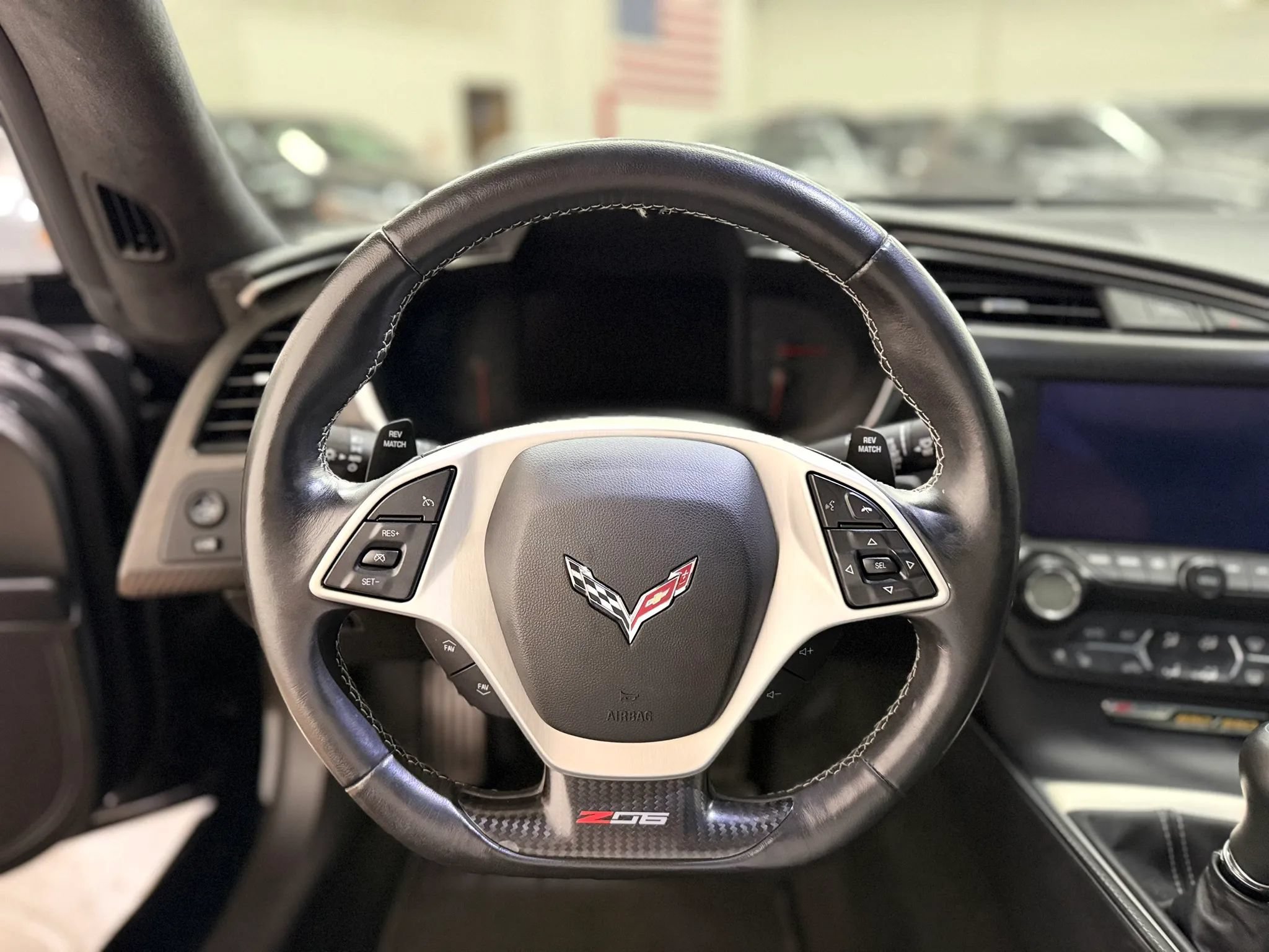 Used 2015 Chevrolet Corvette Z06 w/ 3LZ Preferred Equipment Group RWD image 11