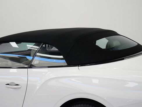 Used 2022 Bentley Continental GT image 17