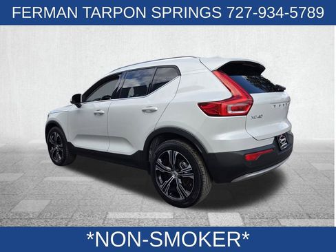 Used 2021 Volvo XC40 T5 Inscription w/ Advanced Package image 7