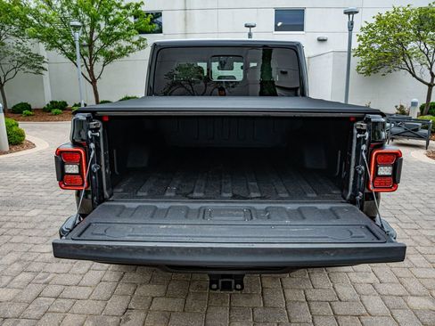 Used 2021 Jeep Gladiator Mojave w/ Dual Top Group AWD/4WD image 35