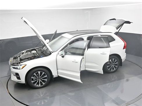 Used 2023 Volvo XC60 B5 Core w/ Climate Package image 46