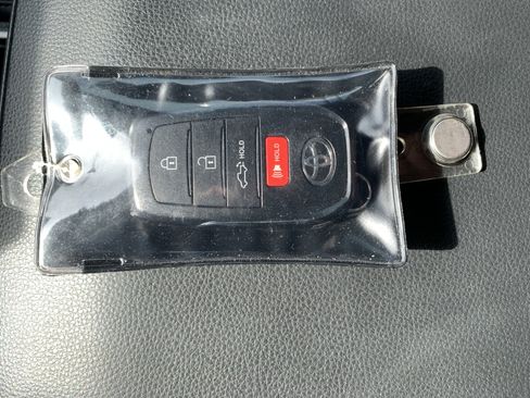 Used 2025 Toyota Tacoma TRD Sport w/ TRD Sport Premium Package image 37