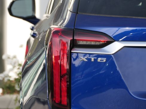 New 2025 Cadillac XT6 Premium Luxury image 5