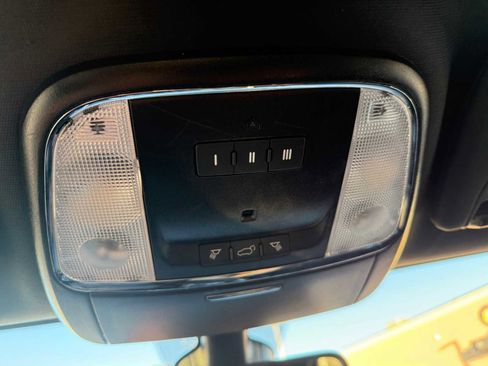 Used 2020 Jeep Grand Cherokee Altitude image 20