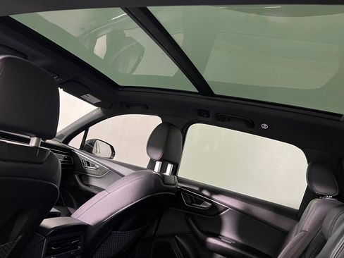 Used 2022 Audi Q7 Premium Plus w/ Premium Plus Package image 33