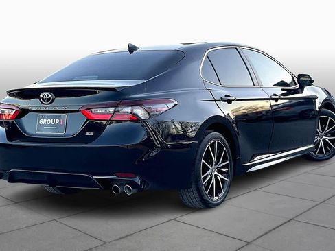 Used 2023 Toyota Camry SE image 12