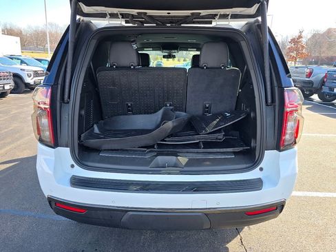 Used 2022 Chevrolet Tahoe RST w/ Luxury Package AWD/4WD image 32