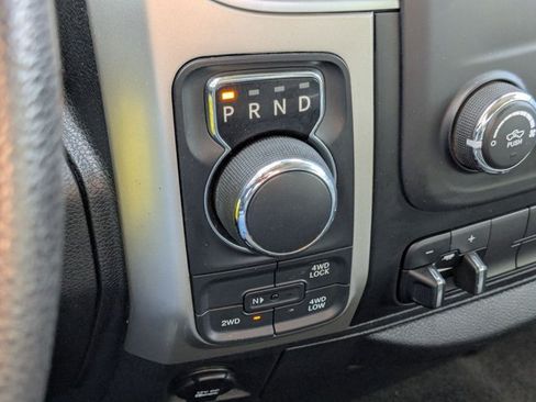 Used 2017 RAM 1500 Classic SLT AWD/4WD image 13