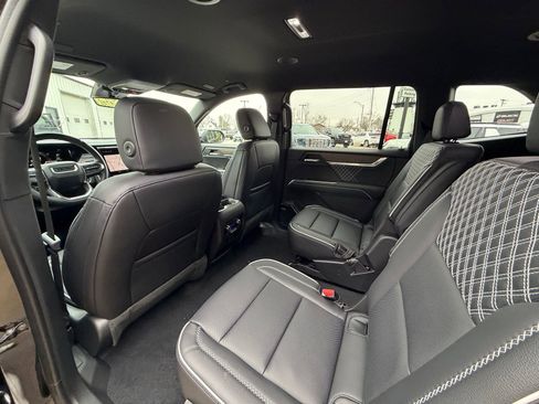 New 2026 GMC Acadia Denali w/ Super Cruise Package image 28