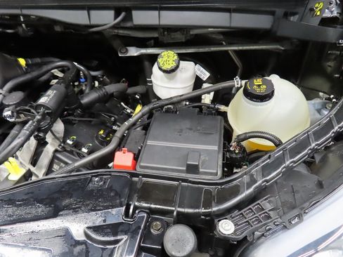 Used 2024 Ford Transit 350 XLT image 25