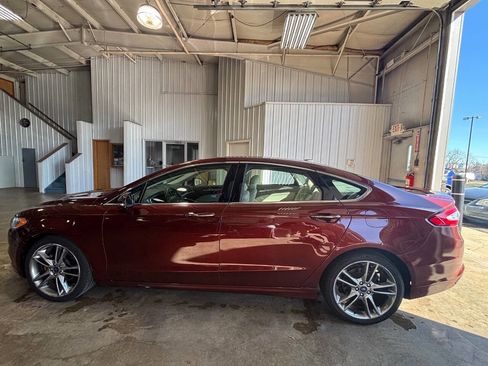 Used 2016 Ford Fusion Titanium image 1