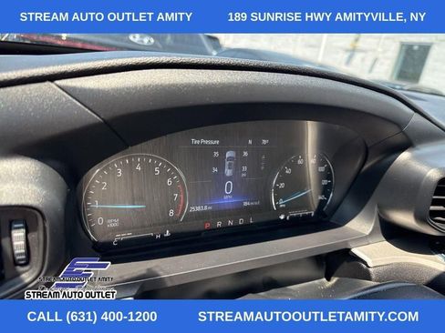 Used 2022 Ford Explorer XLT image 38