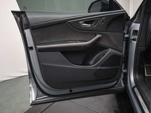 Used 2021 Audi RS Q8 w/ Black Optic Package image 43