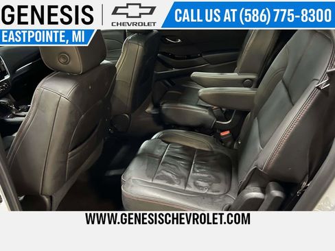Certified 2023 Chevrolet Traverse RS w/ LPO, Floor Liner Package image 10