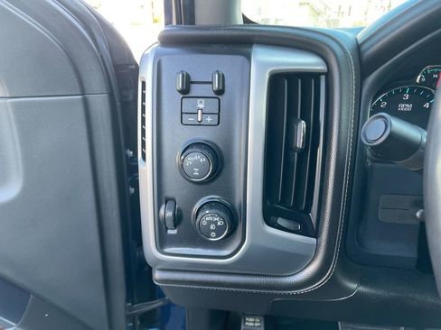 Used 2018 GMC Sierra 1500 SLT image 14