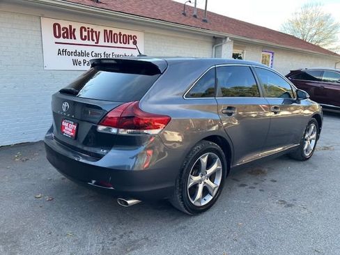 Used 2013 Toyota Venza LE image 5