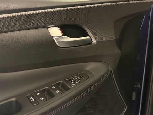 Used 2019 Hyundai Santa Fe Limited AWD/4WD image 11