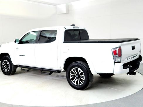 Certified 2023 Toyota Tacoma TRD Sport w/ TRD Premium Sport Package image 4